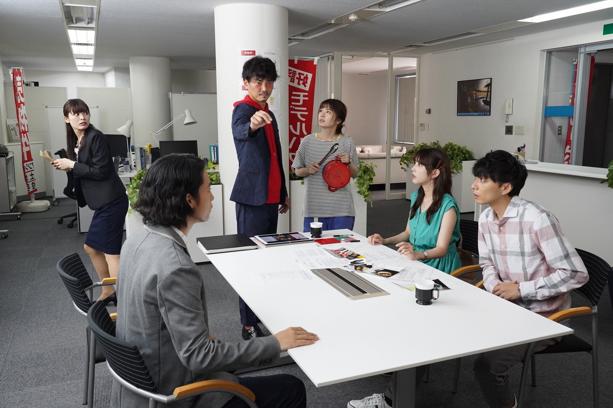 『妖怪シェアハウス』第3話 “澪”小芝風花の親友・“藍”松田るかの彼氏は実業家