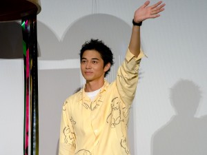 映画『コンフィデンスマンJP　プリンセス編』大ヒット御礼舞台あいさつに登場した東出昌大