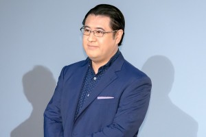 映画『コンフィデンスマンJP　プリンセス編』大ヒット御礼舞台あいさつに登場した小手伸也