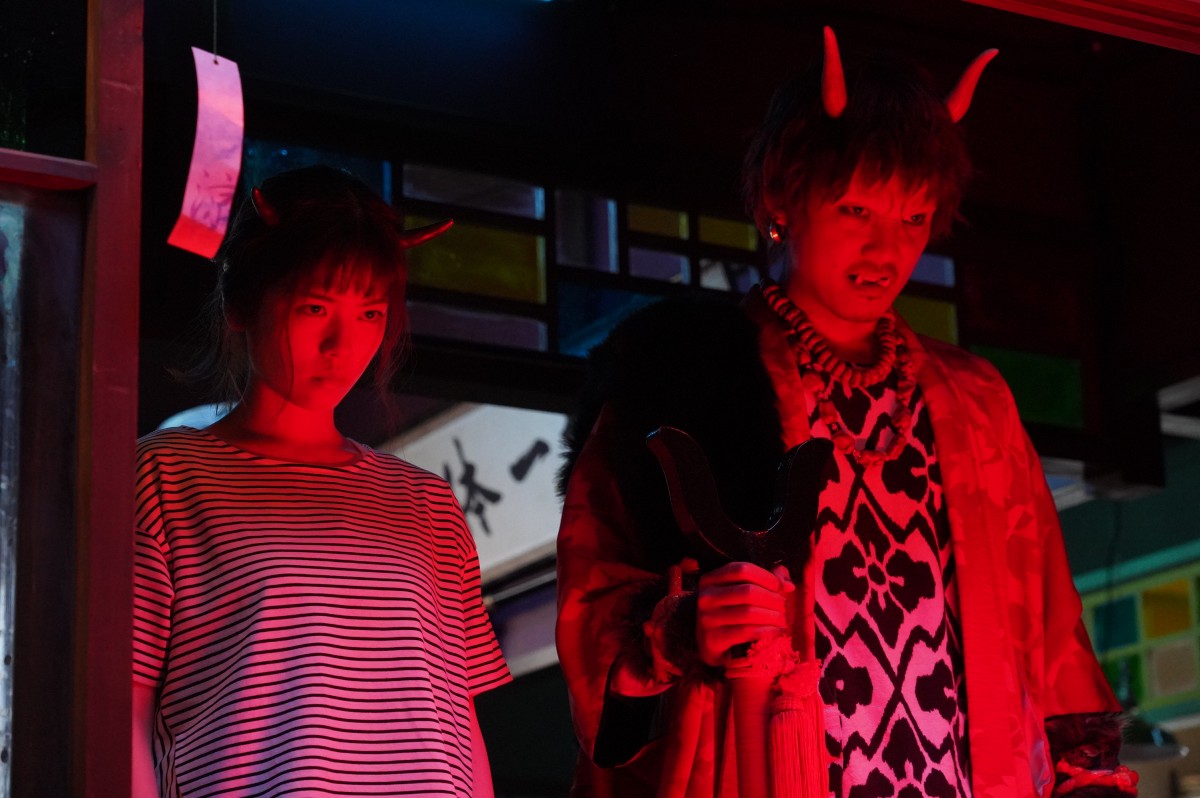 『妖怪シェアハウス』第3話 “澪”小芝風花の親友・“藍”松田るかの彼氏は実業家