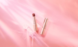 「オペラ」即完の限定色がオンラインで復活！　マスクに付きにくいティント処方リップ