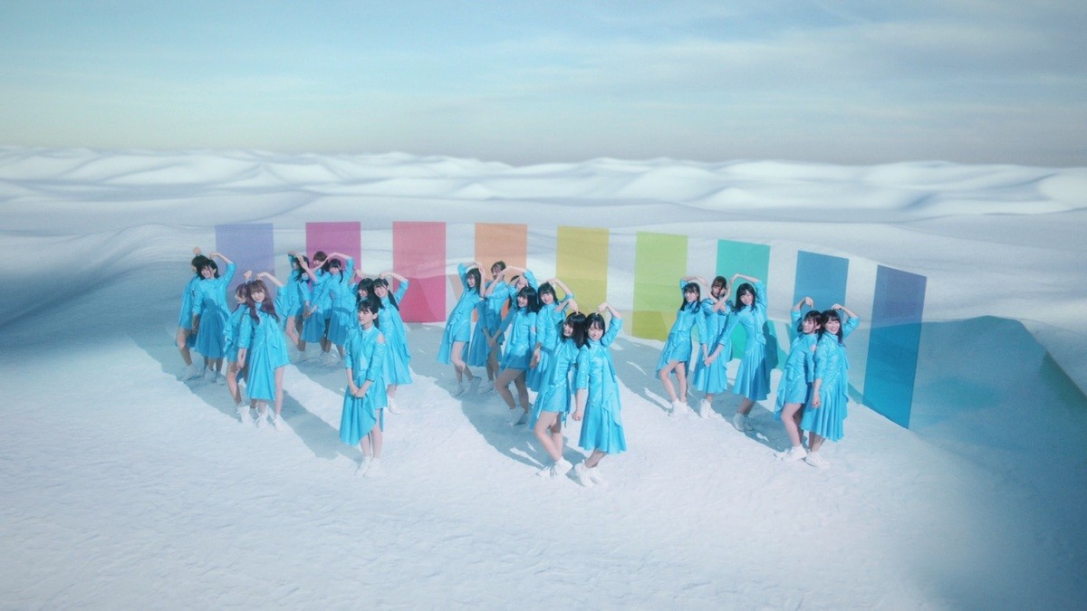 日向坂46「アザトカワイイ」MV解禁　“片思いハート”ポーズに注目