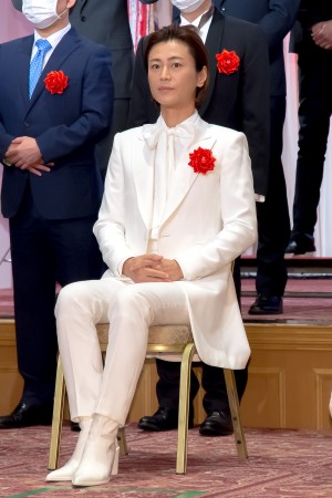 第25回AMDアワードに登場した氷川きよし