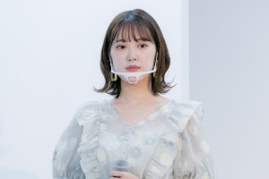 ドラマ『ほぼ日の怪談。』完成発表記者会見に登場した小関舞
