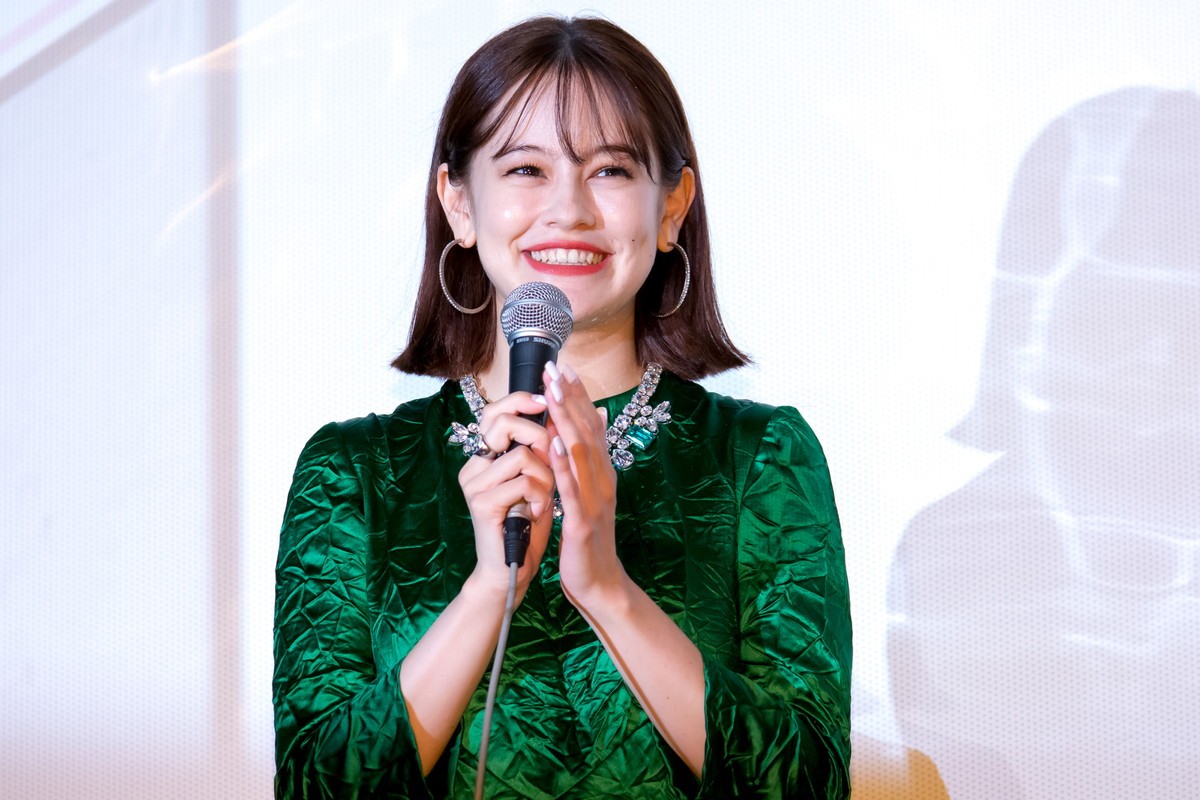 emma、最近落ち込んだことは「髪を切ったのに全然気づかれない」