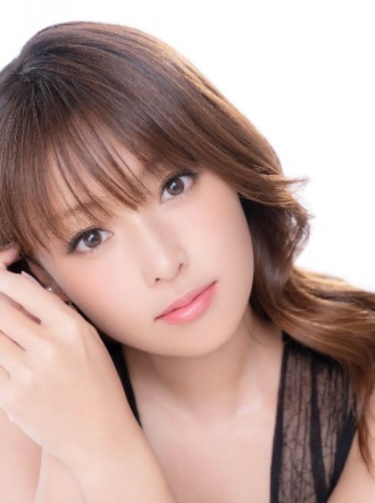 深田恭子×多部未華子×永野芽郁、ド派手衣装で「め組のひと」決めポーズ