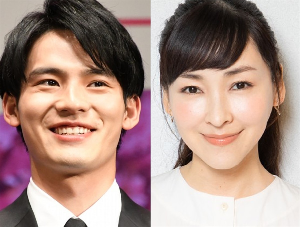 (左から)岡田健史、麻生久美子