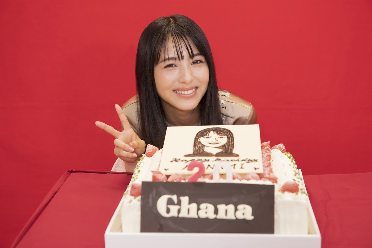 吉沢亮、浜辺美波の20歳誕生日を祝福「こんなにしっかりした人、見たことない」