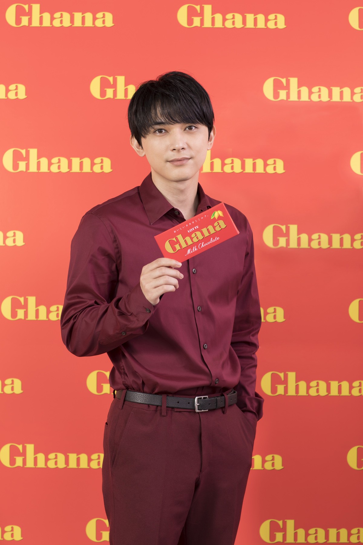 吉沢亮、浜辺美波の20歳誕生日を祝福「こんなにしっかりした人、見たことない」