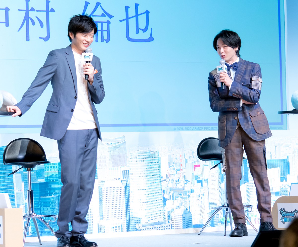 田中圭＆中村倫也、『ドラクエウォーク』新CMで兄弟役！ 「すごいエモい」