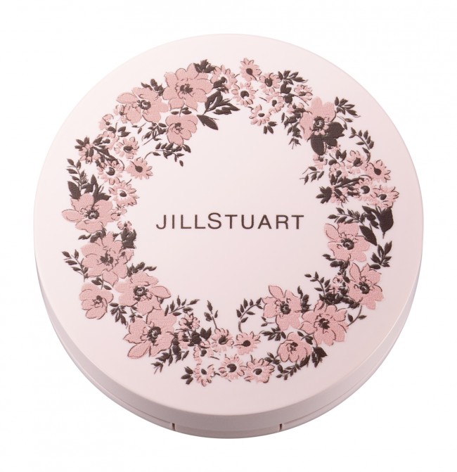 ジルスチュアート 新クッションファンデ登場 悩みを 光 で飛ばしてツヤ肌に 年9月5日 写真 ビューティー クランクイン トレンド