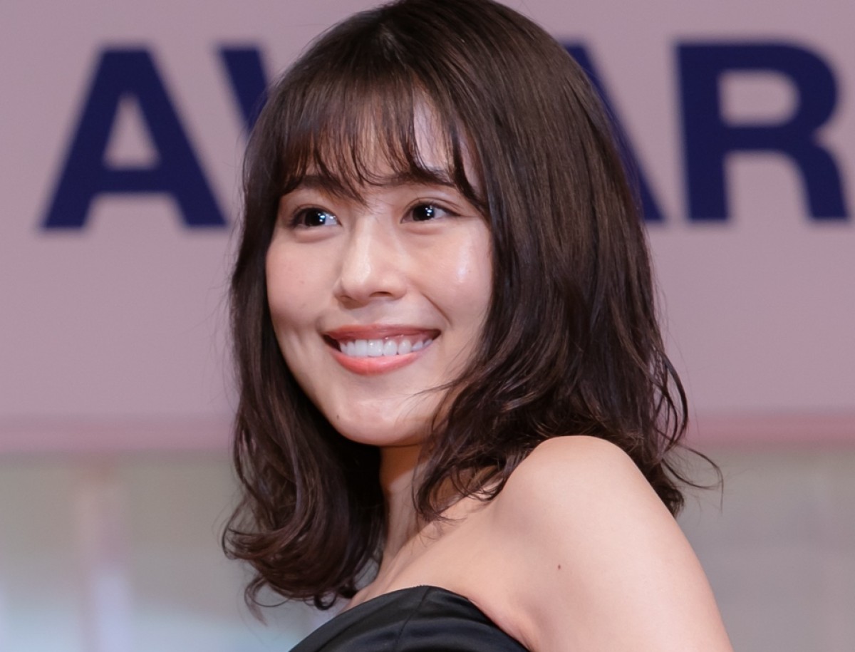 有村架純の“舌ペロ”ショットがかわいい　マネージャーが撮影