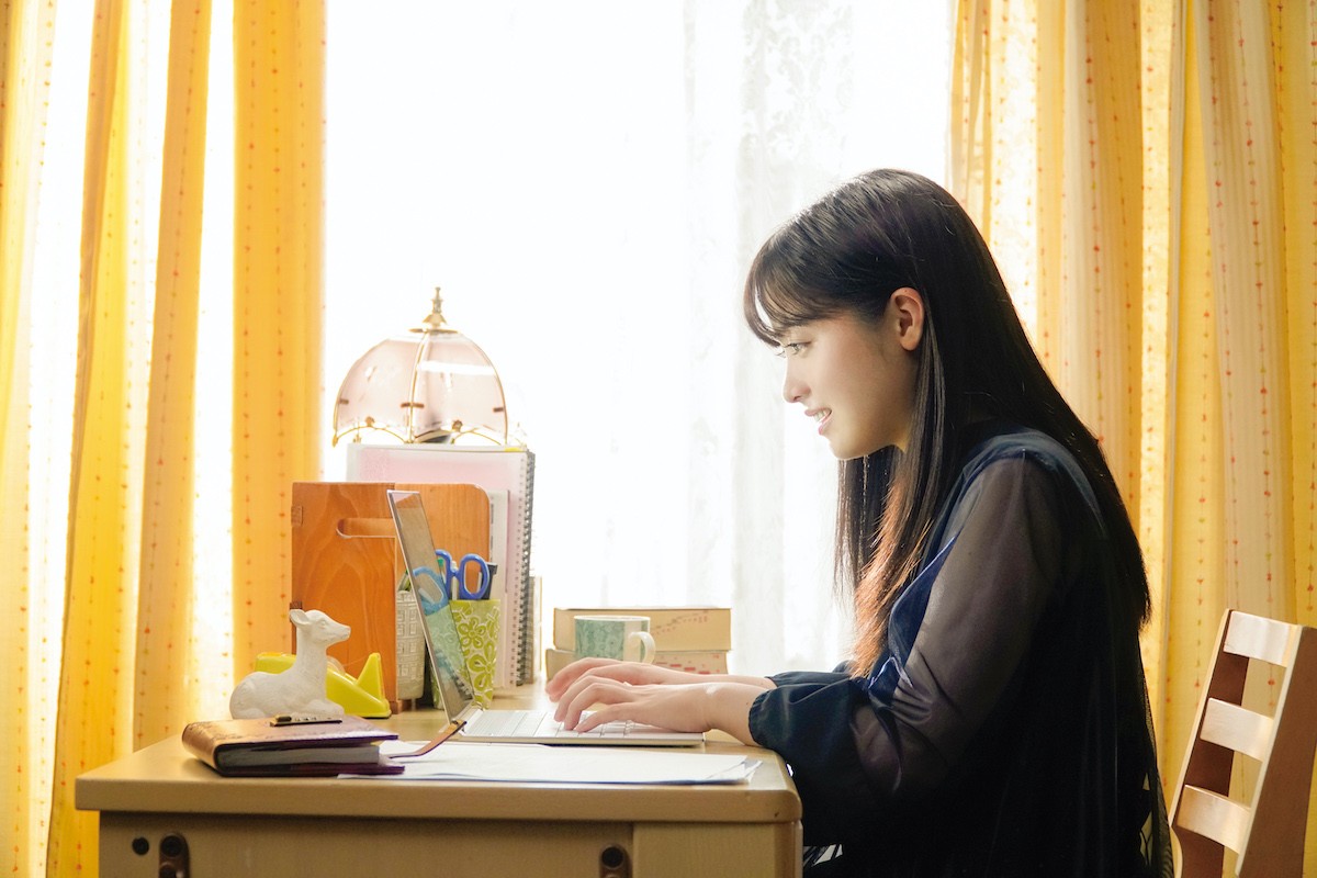 佐藤大樹＆橋本環奈がキラキラと目を輝かせる姿も 『小説の神様』場面カット公開