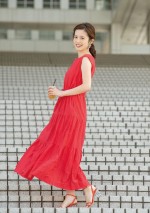 『フジテレビ女性アナウンサーカレンダー2021 ～Welcome to Fujitelevision～』7月：久慈暁子