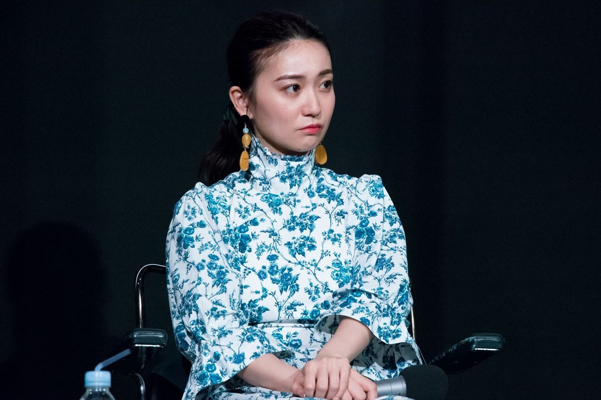 大島優子、嫌なことがあったときは「家で1人で叫んでます」 告白し赤面