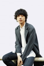 2021年前期NHK連続テレビ小説『おかえりモネ』に出演する坂口健太郎