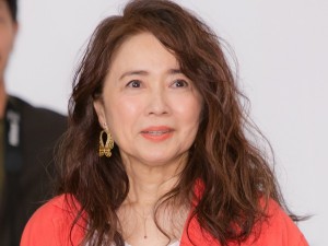 映画『浅田家！』完成報告会に登場した風吹ジュン