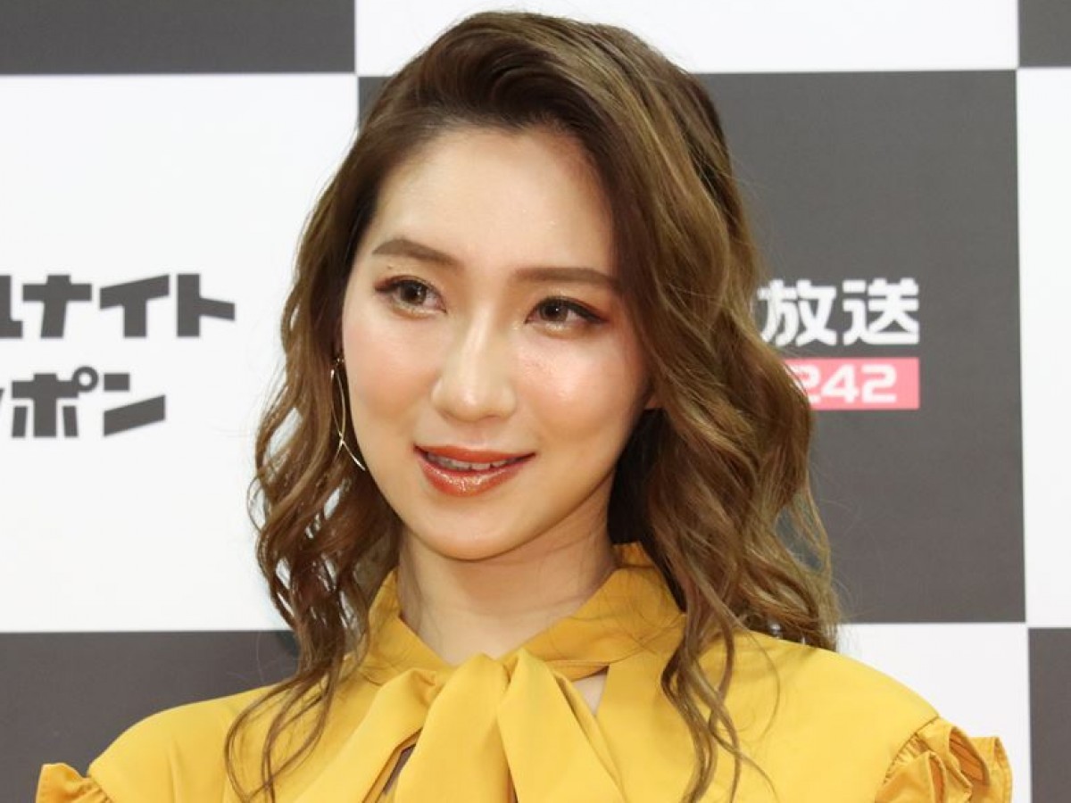 ファーストサマーウイカ、真ん中分けのストレートヘアに「全然誰かわからんかった」「新鮮」