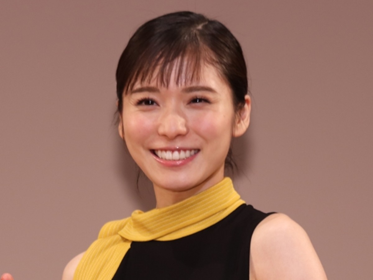 松岡茉優27歳の誕生日にバスローブ姿を公開 久々の投稿にファン歓喜 22年2月16日 エンタメ ニュース クランクイン