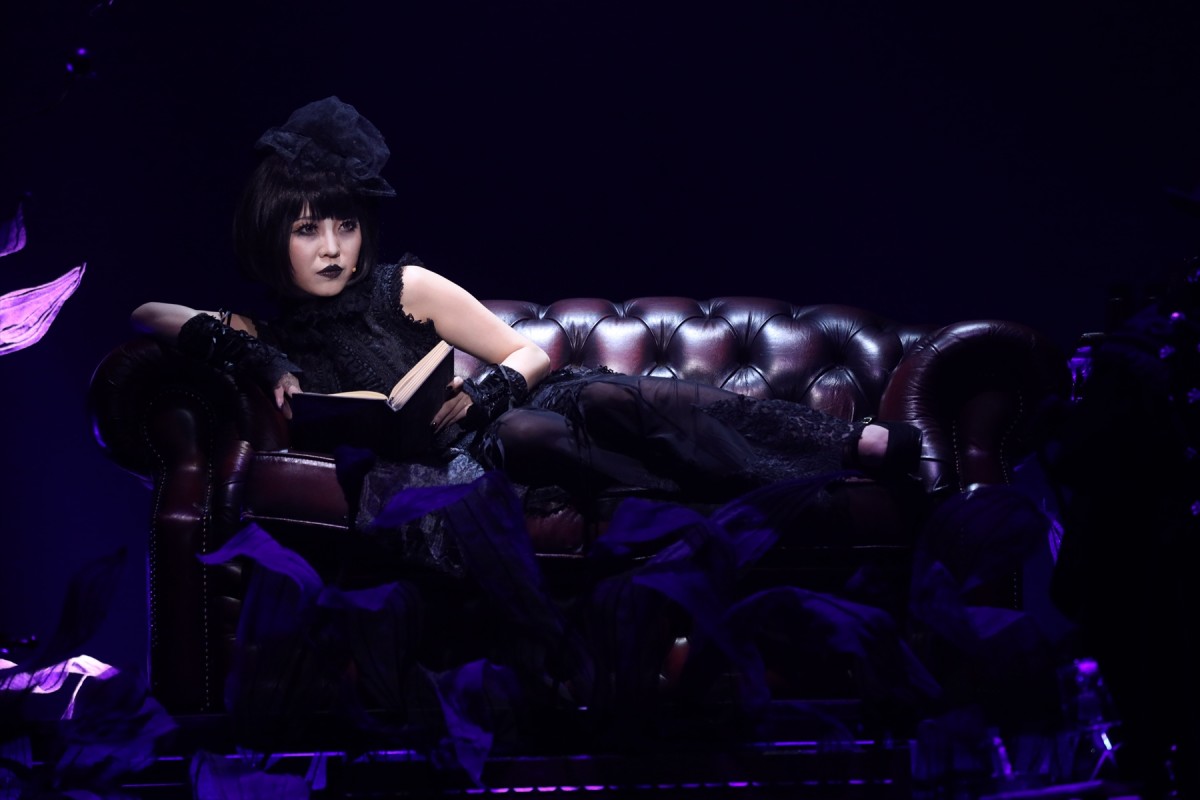 元モー娘。鞘師里保、主演舞台で完全復帰！音楽朗読劇『黒世界』 開幕
