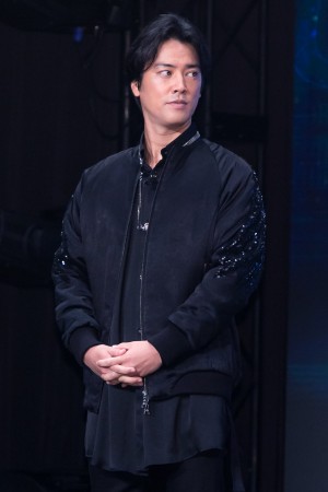 「UNLIMITED WORLD au 5G発表会 2020Autumn」に登場した桐谷健太