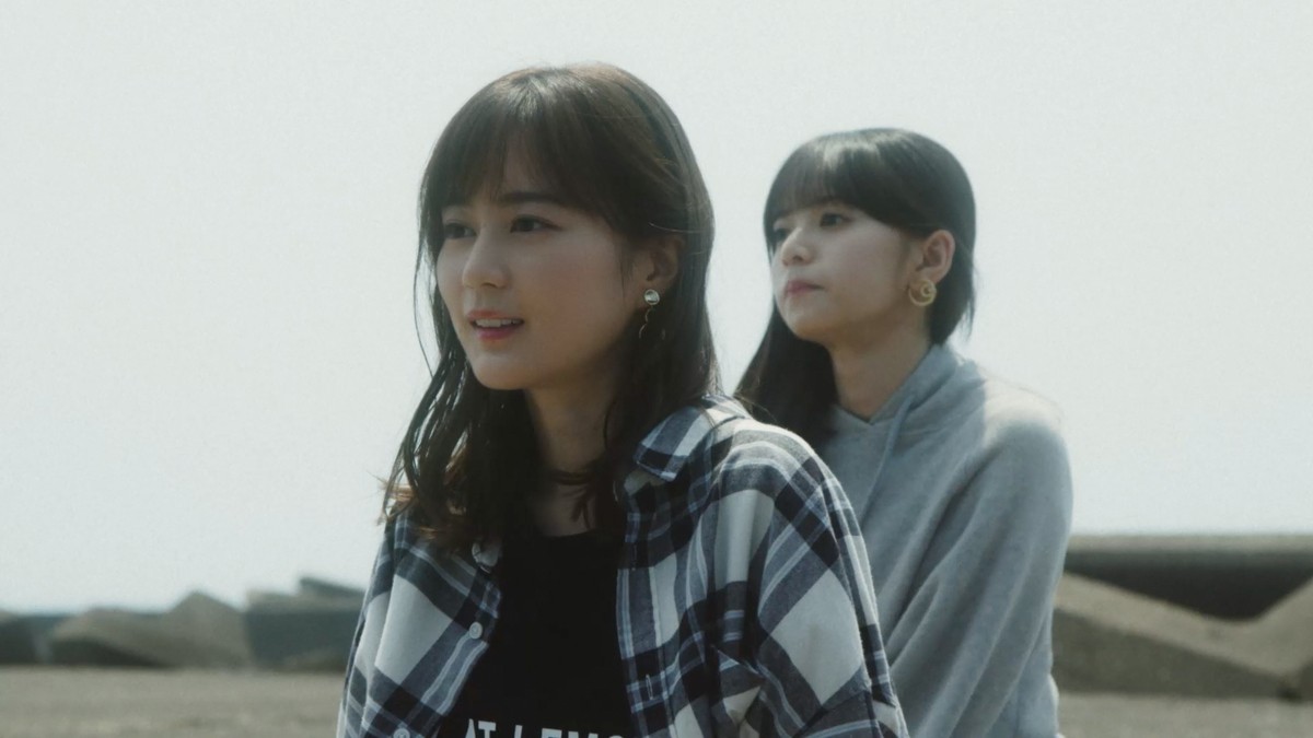 乃木坂46・齊藤飛鳥、秋元真夏ら、電車内でじゃんけんする姿も！ “心がハズむ”CMカット公開