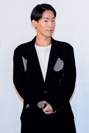 映画『小説の神様 君としか描けない物語』イベントに登場した坂口涼太郎