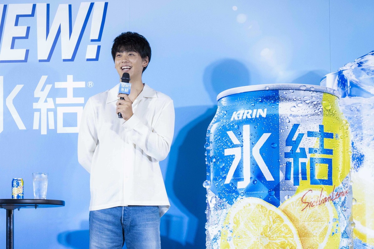 山本美月、結婚後初の公の場で笑顔「自分の大切な方と一緒に味わって」