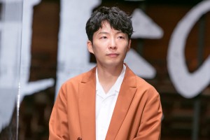 映画『罪の声』完成報告会に登場した星野源