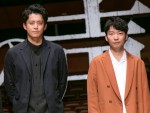 映画『罪の声』完成報告会に登場した（左から）小栗旬、星野源