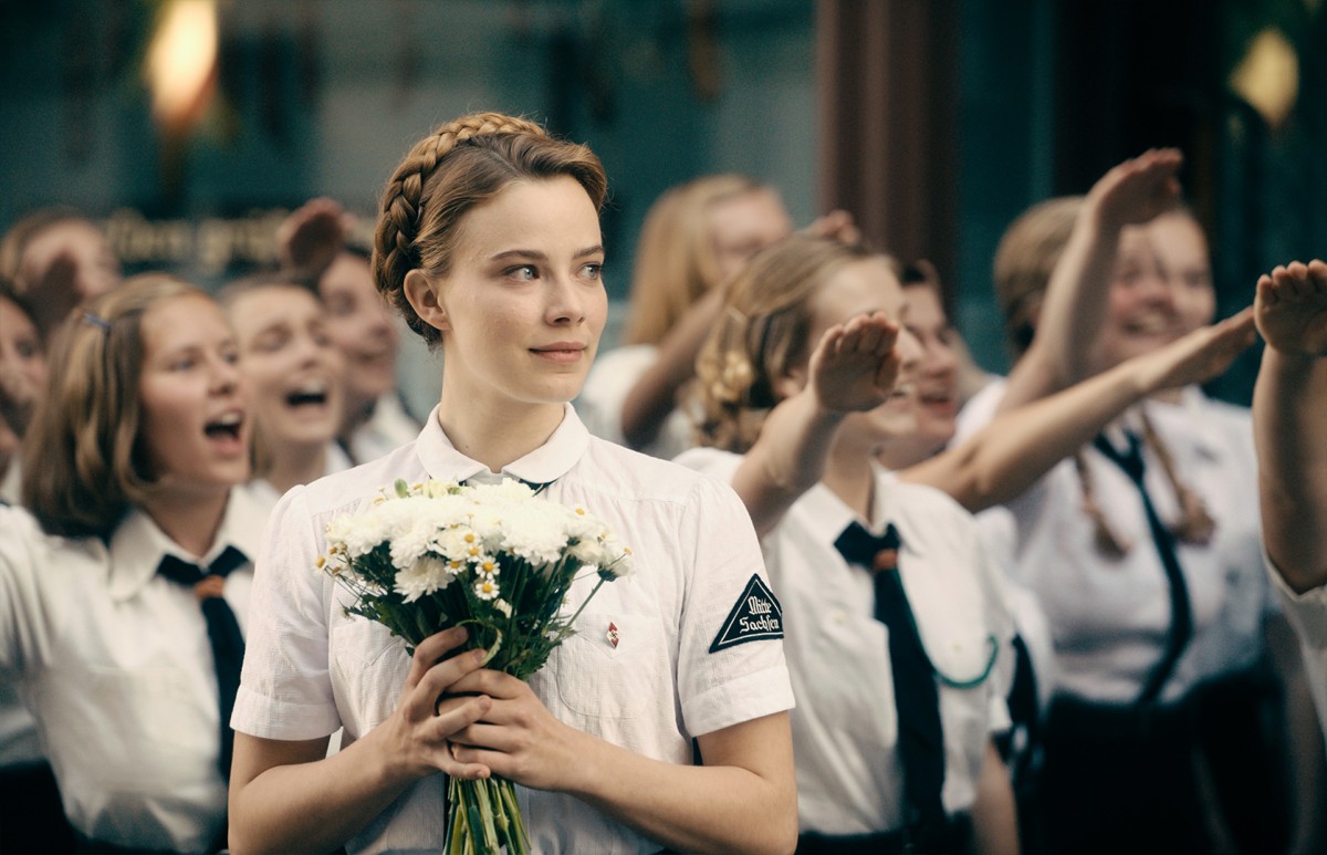 ナチスドイツVSモダンアート『ある画家の数奇な運命』“芸術の公開処刑”を映し出す冒頭映像公開
