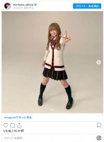 森七菜、“金髪ギャル”制服ショット　※「森七菜」インスタグラム