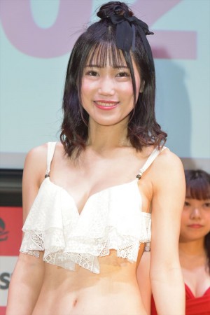 「ミスFLASH2021選考オーディション ファイナリストお披露目」発表会見に出席した目黒りお（セミファイナル総合12位）