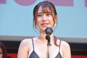 「ミスFLASH2021選考オーディション ファイナリストお披露目」発表会見に出席した名取くるみ（セミファイナル総合3位）