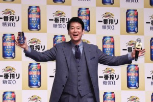 日本初のビール！「キリン一番搾り 糖質ゼロ」発売記念イベントに登場した唐沢寿明