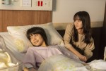 映画『空に住む』に出演する（左から）岸井ゆきの、多部未華子