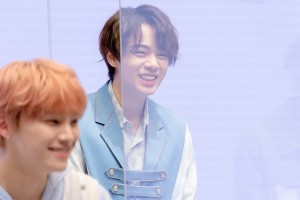 JO1 1stアルバム発売＆初のオンライン単独ライブ開催決定 概要発表＆取材会に登場した鶴房汐恩