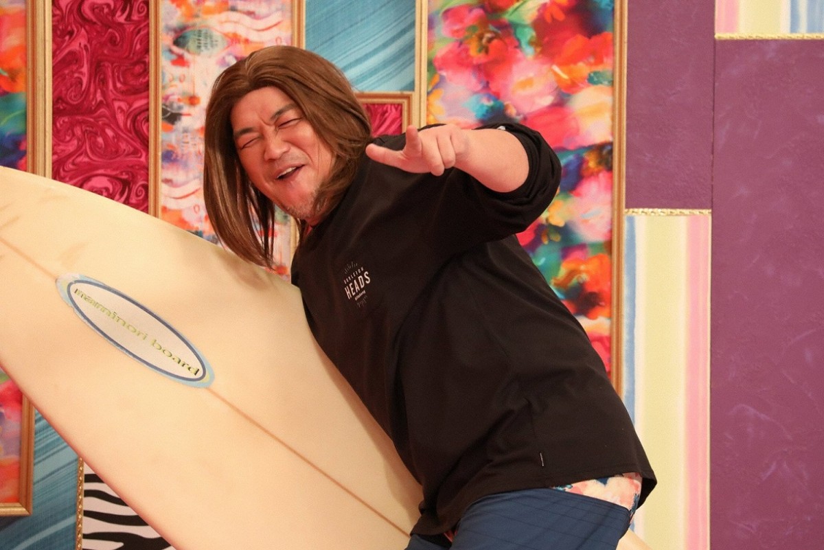 深田恭子、サーフィンのパドリングの仕方をレクチャー　今夜放送『ウワサのお客さま』2時間SP