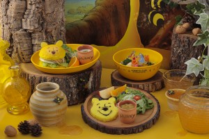 『Winnie the Pooh』HUNNY'S CAFE in STRANGE DREAMS