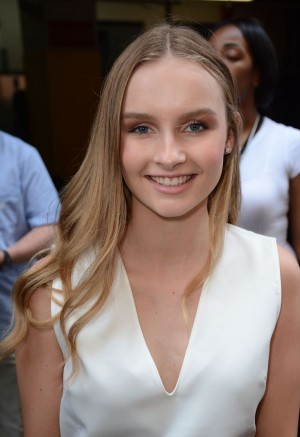 オリヴィア・デヨング