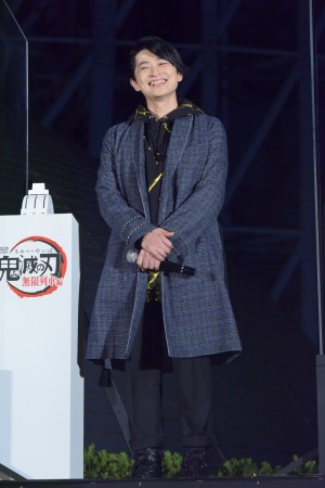 『劇場版「鬼滅の刃」無限列車編』東京スカイツリー点灯イベントに登場した下野紘