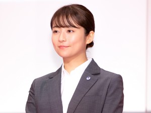ドラマ『七人の秘書』制作発表記者会見に登場した木村文乃