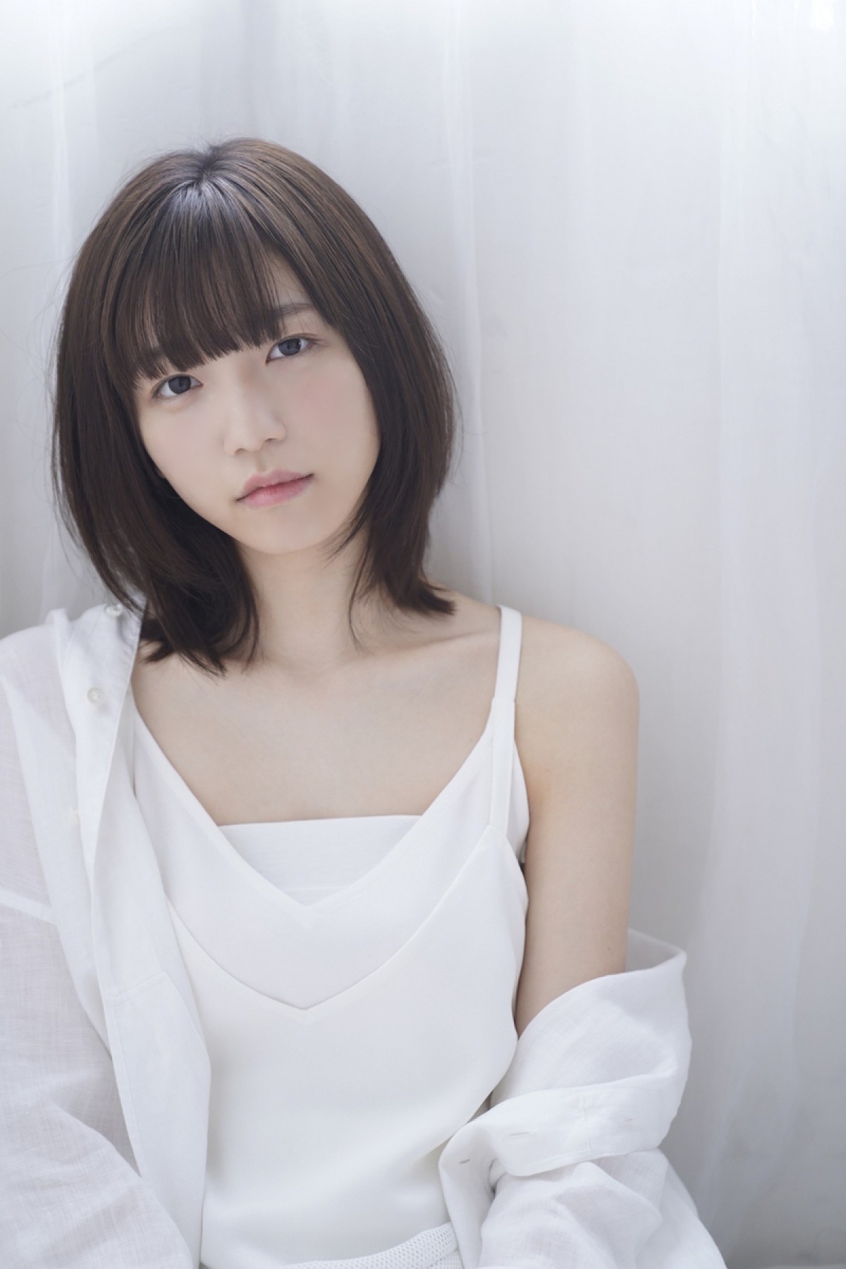 日向坂46・渡邉美穂、コミカルでキュートなロンググラビア 「B.L.T.」ソロ初表紙