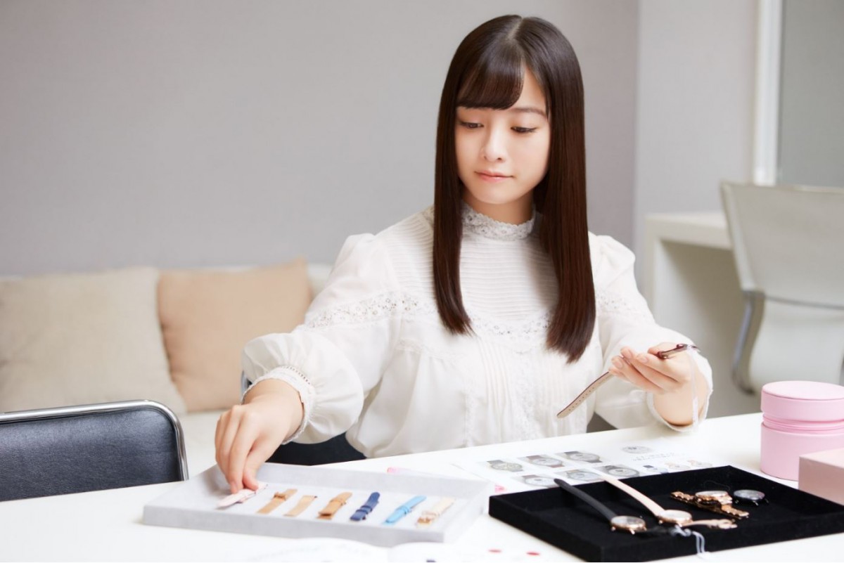 橋本環奈スペシャルコラボ腕時計