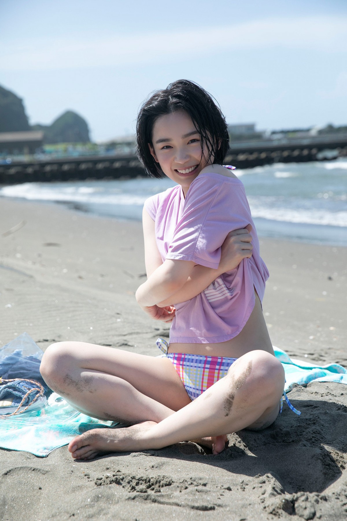 注目女優・宮崎優19歳、大胆ビキニカットから入浴姿まで　テーマは“旅館の一人娘”