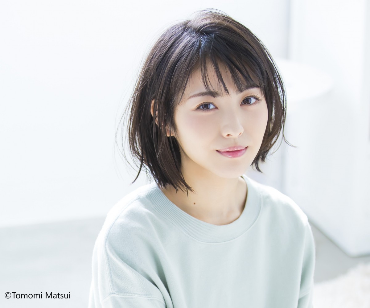浜辺美波、菅野美穂の娘役で“オタクな女子大生”に　2021年1月期ドラマ出演