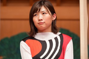 映画『十二単衣を着た悪魔』完成披露報告会に登場した伊藤沙莉