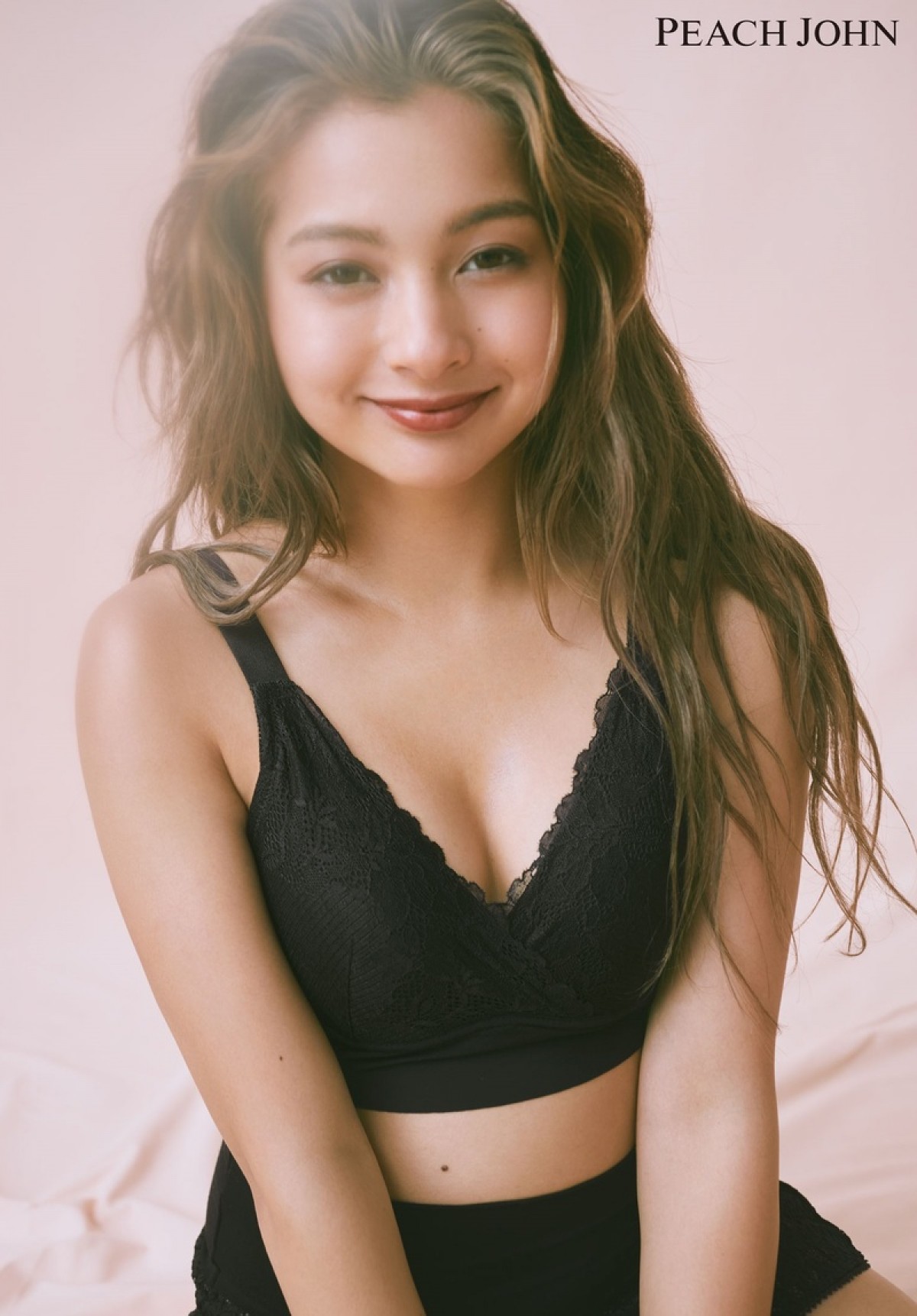 ゆきぽよ、下着姿でヘルシーボディ披露　こだわりは「仕事の下着は絶対赤！」