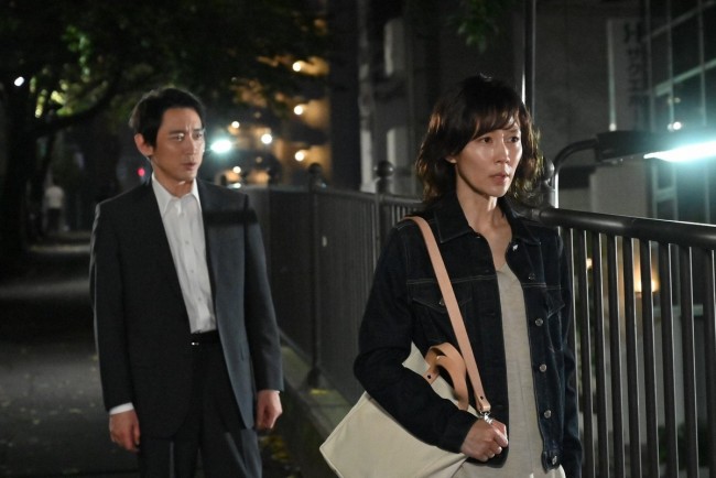 恋する母たち 初回 まり 仲里依紗 丸太郎 阿部サダヲ キスシーンにネット興奮 年10月24日 写真 エンタメ ニュース クランクイン