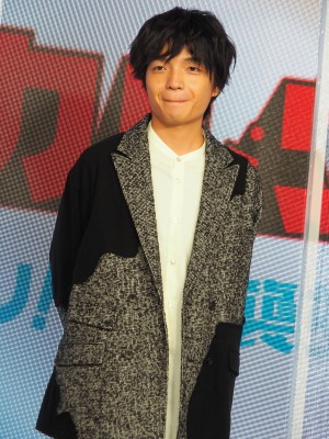 映画『リトル・サブカル・ウォーズ ～ヴィレヴァン！の逆襲～』初日舞台あいさつに登場した岡山天音